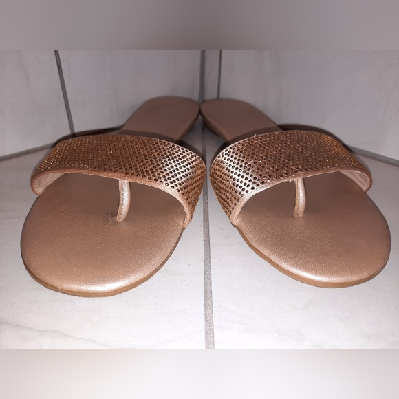 Simply Pelle women's size 11 rose gold sandal Excellent used condition - Picture 3 of 6
